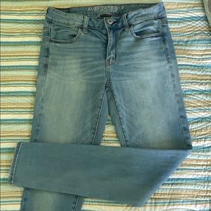 AE Outfitters Super Stretch Light Wash Jegging